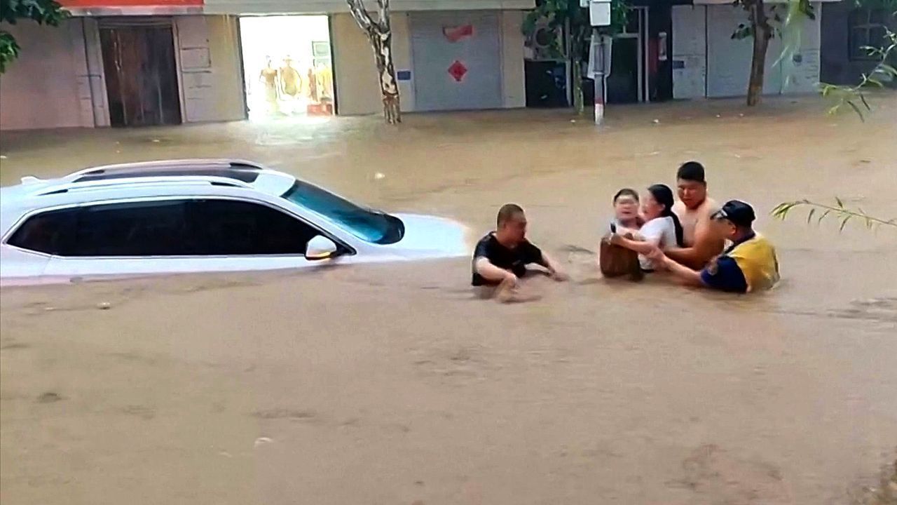 80.000 Menschen evakuiert: Mindestens 38 Tote nach heftigen Regenfällen in Peking