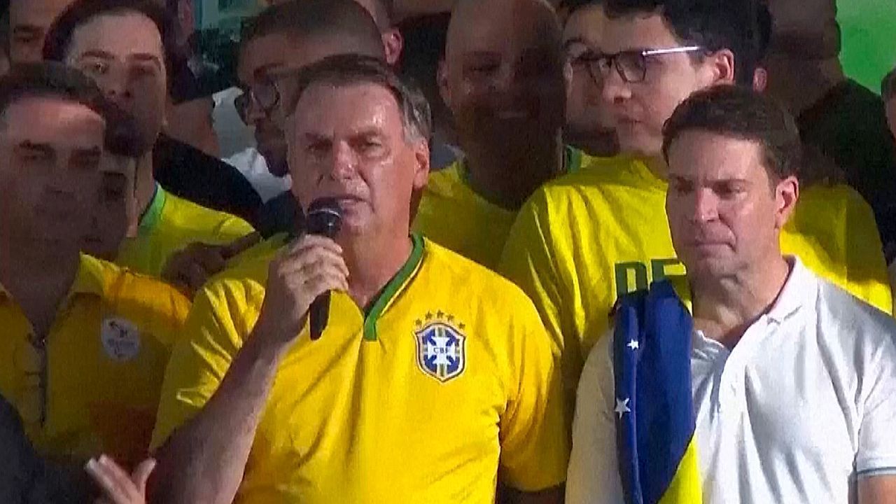 Bolsonaro unter Hausarrest: Brasiliens Ex-Präsident ohne Handy und Besuch