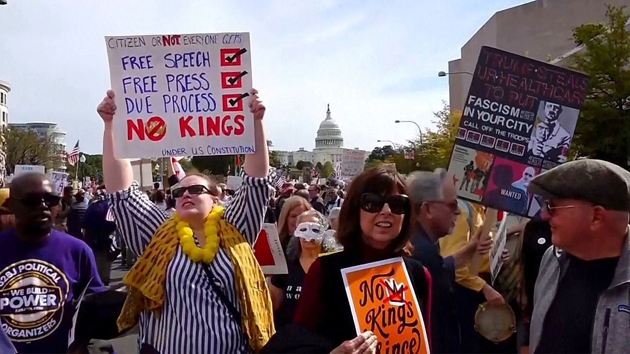 „No Kings“: Millionen Amerikaner protestieren gegen Trump