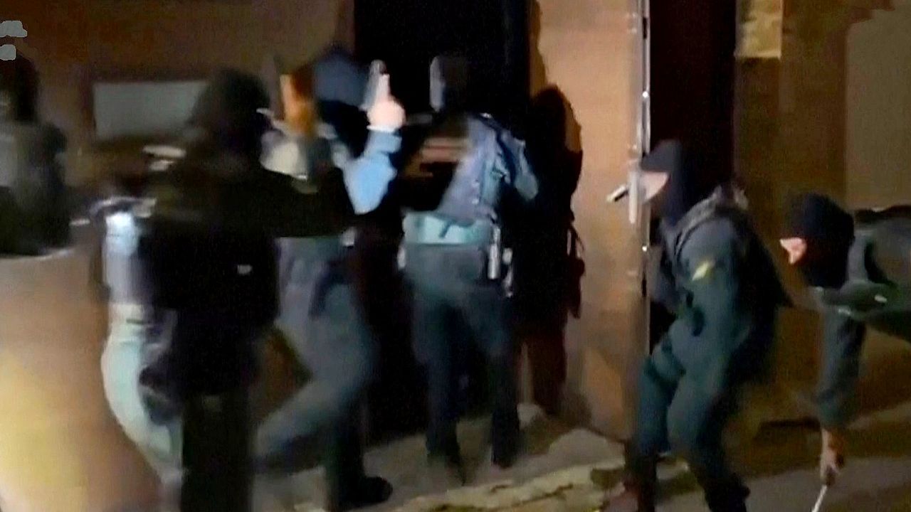 Video: Moderne Sklaverei in Spanien: Polizei sprengt Schmuggler-Ring