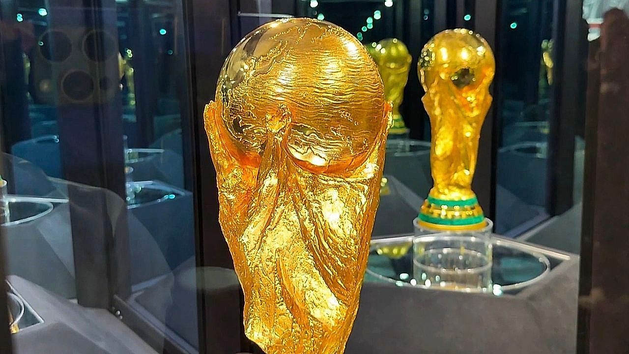 Video: Auf Tournee vor dem Turnier: WM-Pokal macht Stopp in Atlanta