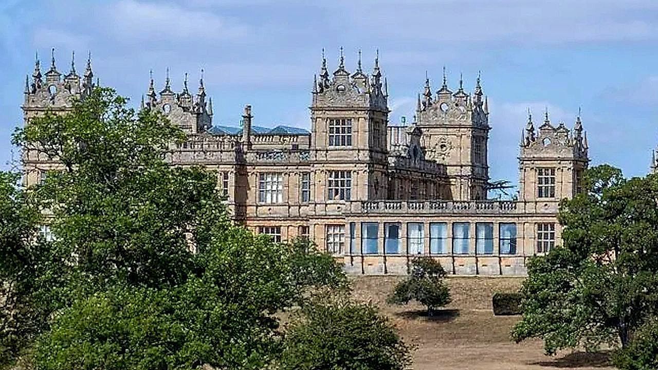 Video: Wayne Manor from Batman Begins faces sale due to bats problem