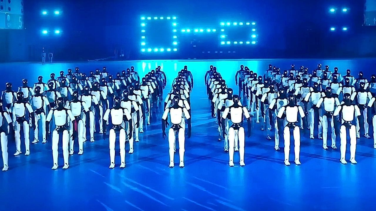 110 humanoid robots break Guinness World Record with synchronized dance
