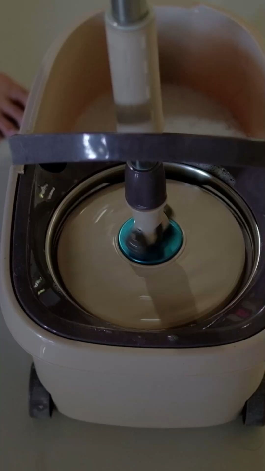 Cleaning mop with and without washing machine