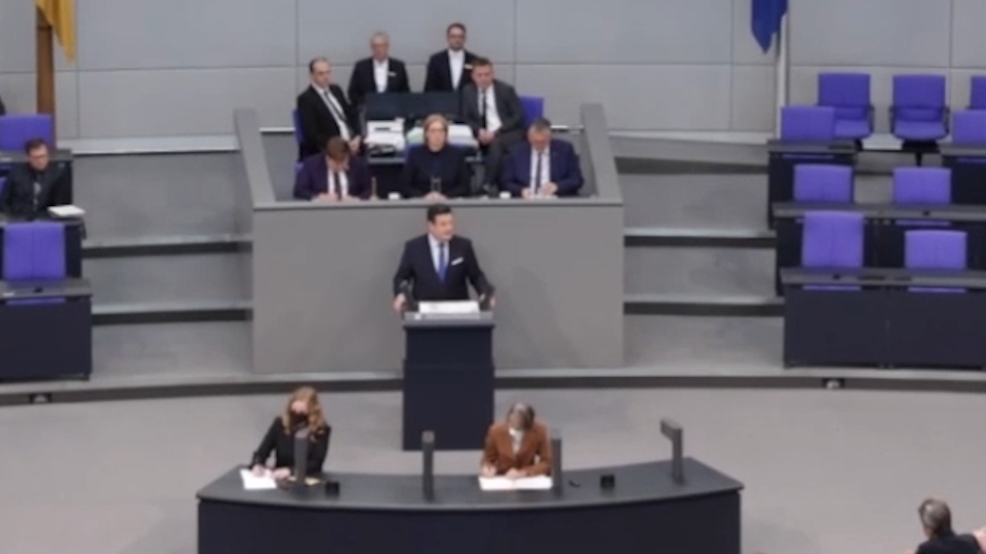 Video: Jens Spahn bei Caren Miosga: „Alles kommt erstmal zum Stillstand"