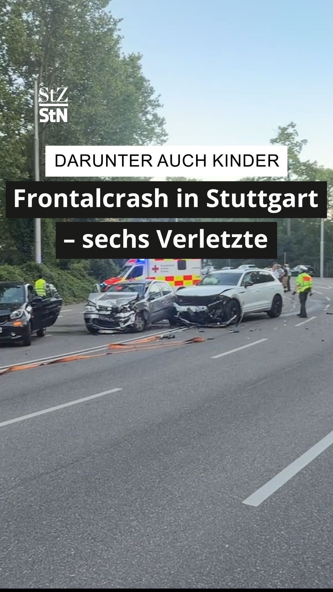 Video: Frontalcrash in Stuttgart mit sechs Verletzten - zwei kleine Kinder darunter