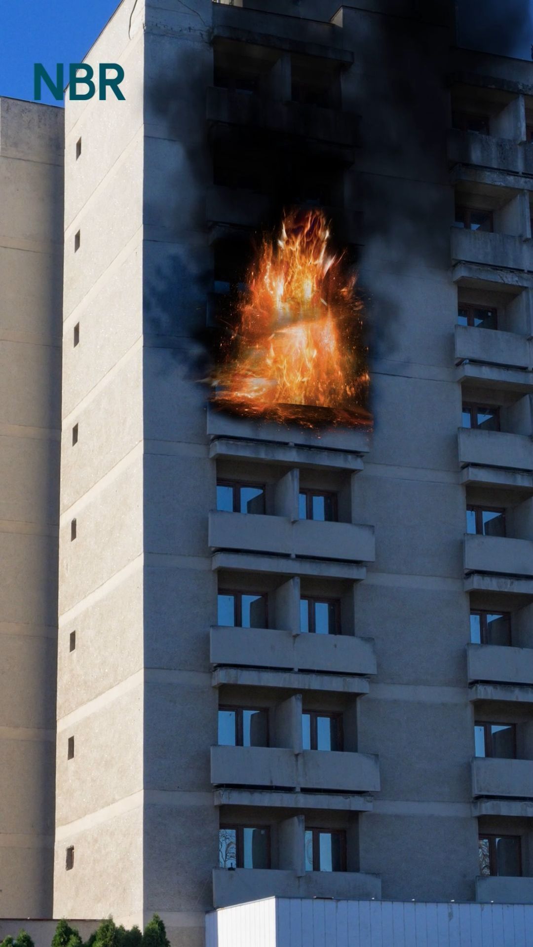 Video: Verhalten im Brandfall: Was tun, wenn es brennt?