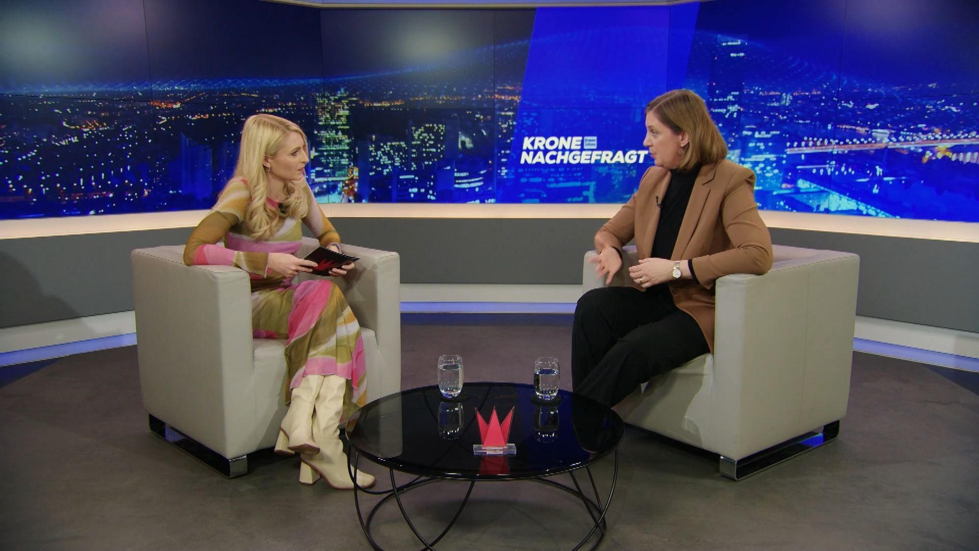 Video: Eibinger-Miedl kündigt nachhaltige Wende bei Inflation an