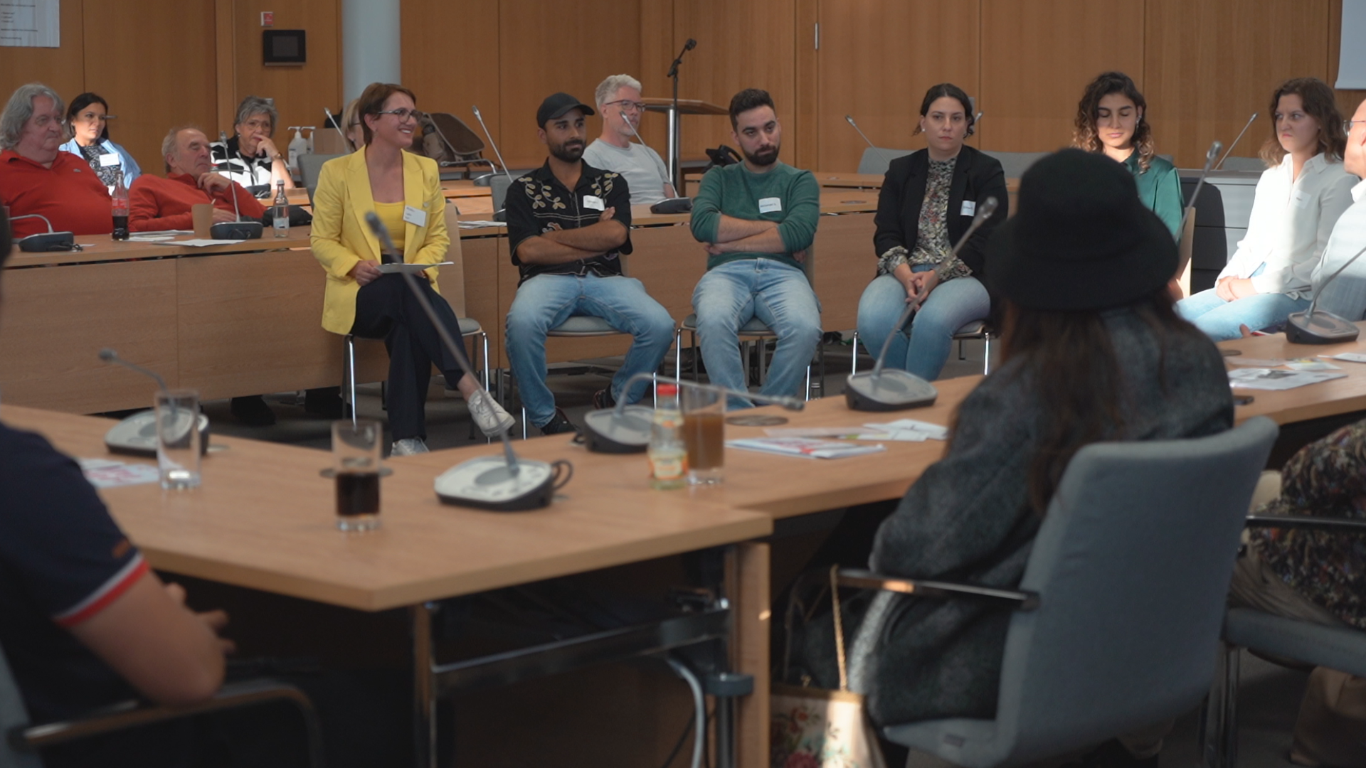 Regensburg: Menschen mit Migrationshintergrund erzählen von ihrem Neuanfang