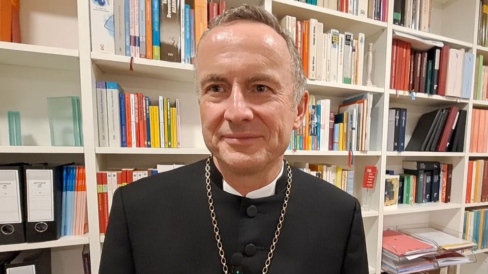 Evangelischer Landesbischof Christian Kopp im Gespräch