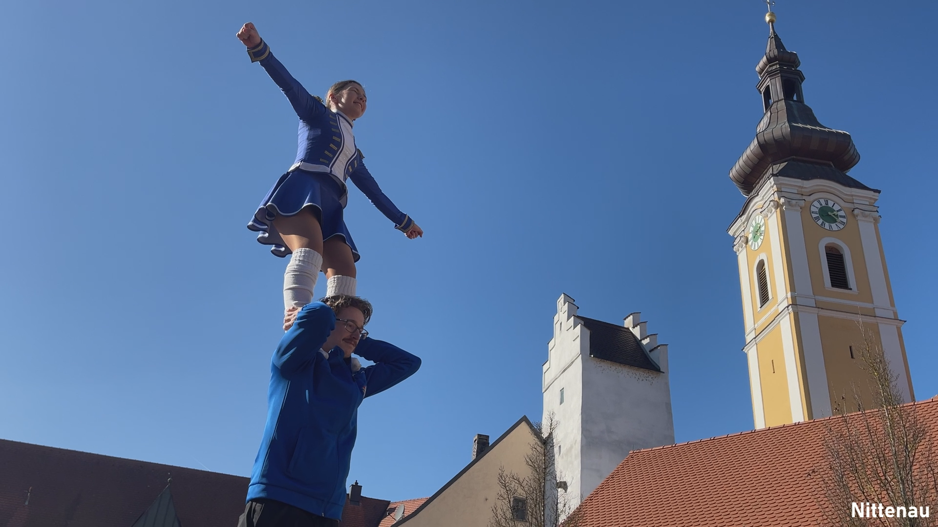 Faschingsumzüge ziehen durch den Landkreis Schwandorf