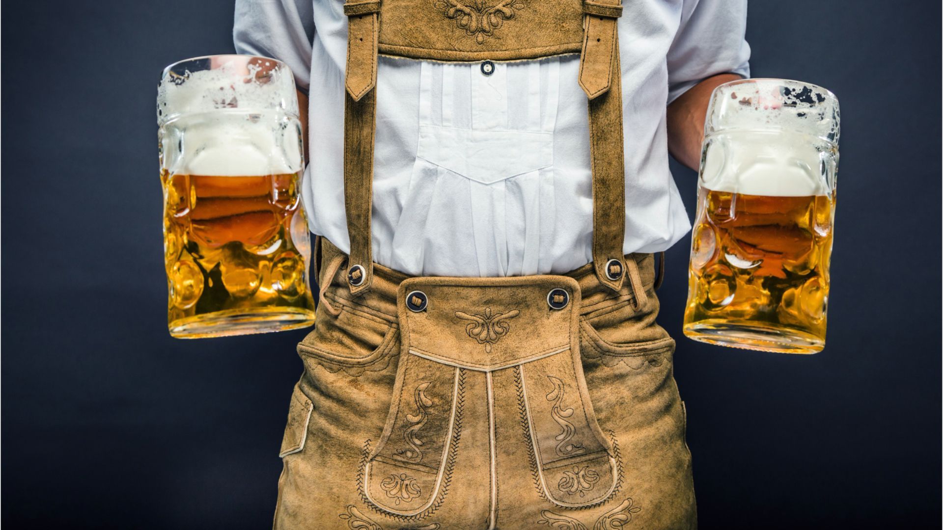 Video: Bierbad und Senfflecken: So wird die Lederhose sauber