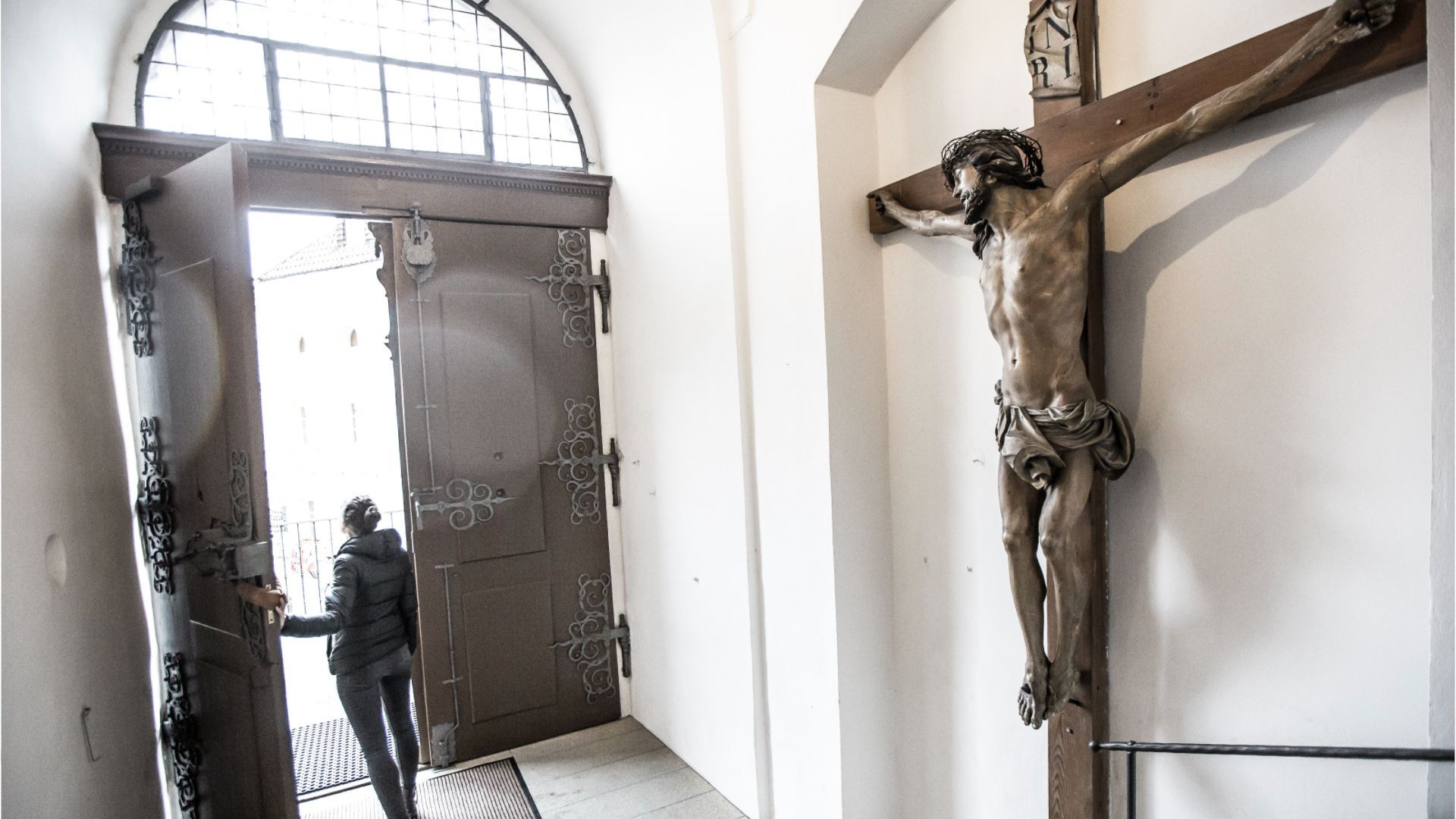 Video: Statistik: So viele Menschen sind 2025 aus der Kirche ausgetreten