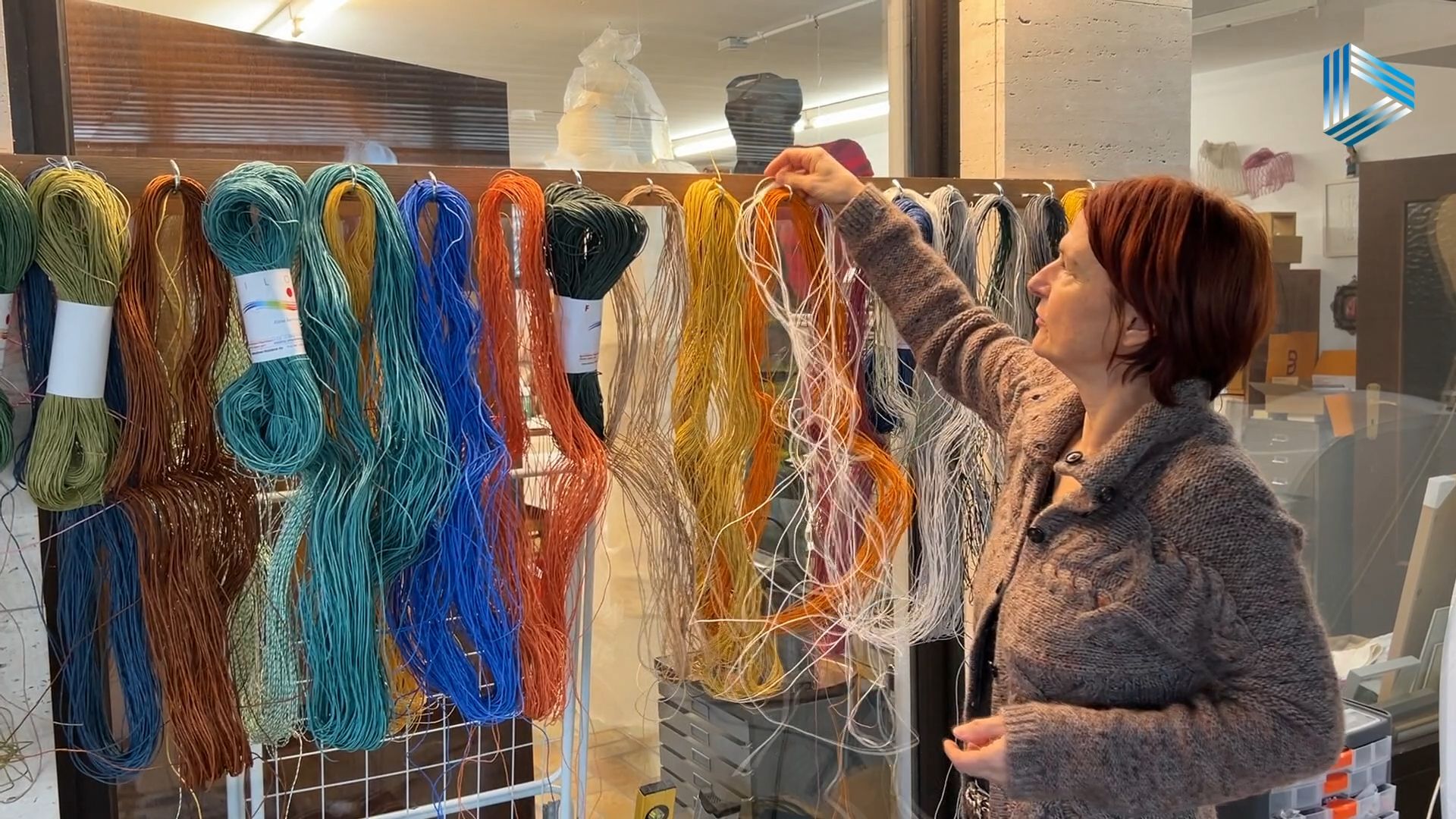 Video: Charmant, grotesk und bewegend: Die Kunst von Donata Oppermann