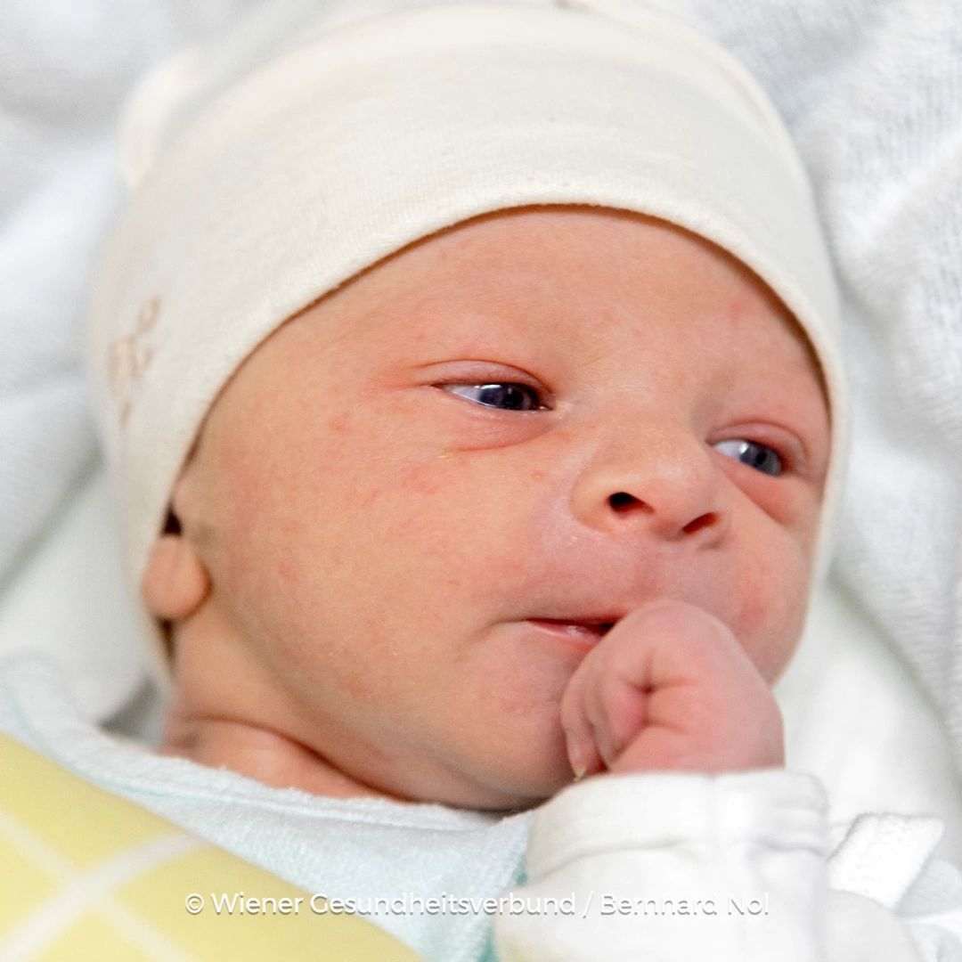 wiener-neujahrsbaby-kam-um-00-22-uhr-in-der-klinik-donaustadt-zur-welt
