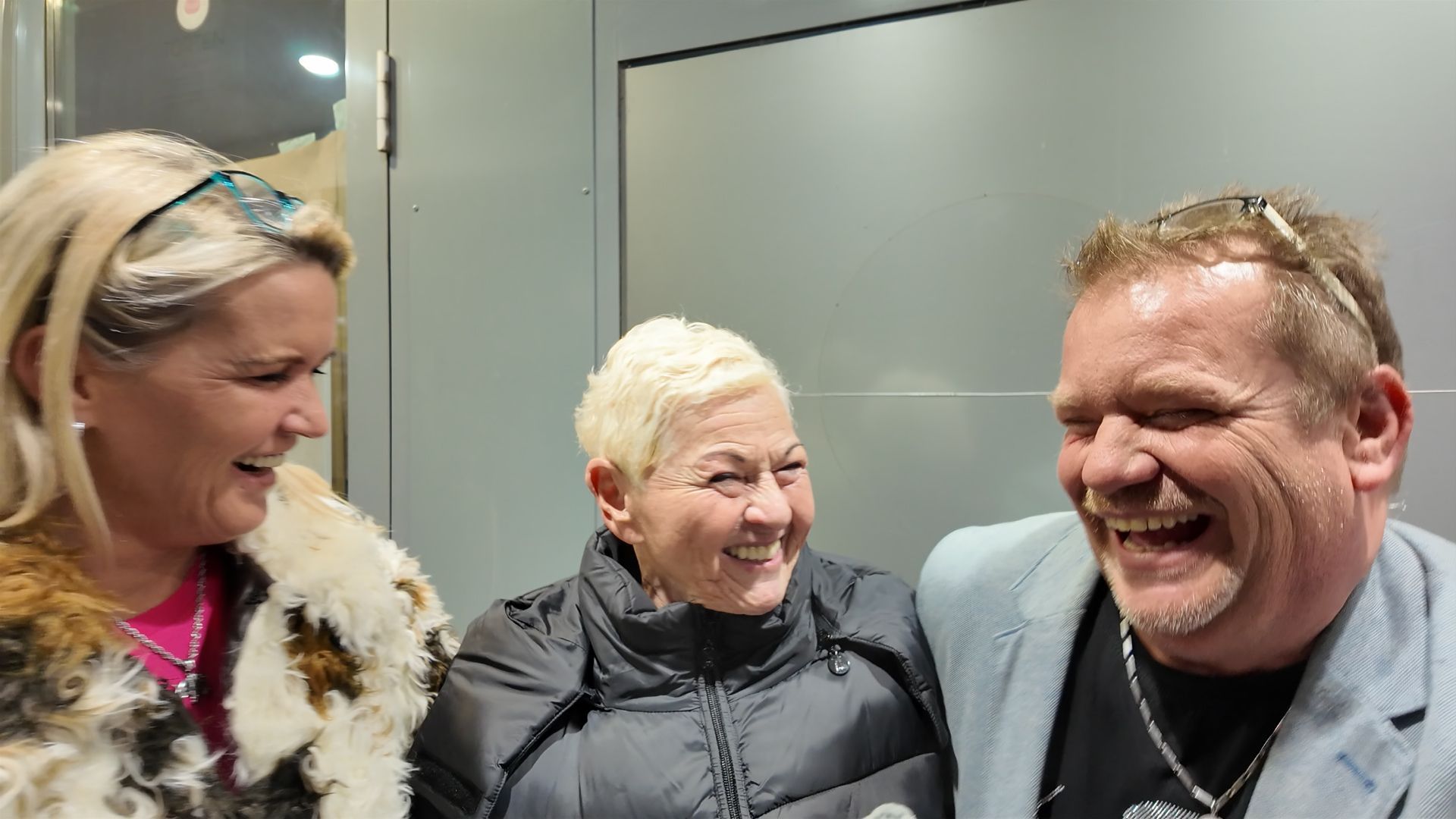 Video: Ein Jahr Morgens Cafe & More - Jazz Gitti im leiwanden Interview