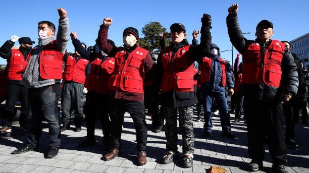 Koreanische Hundezüchter protestieren gegen Verbot von Hundefleisch