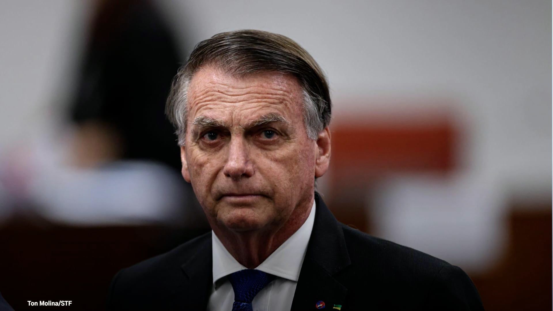 Video: Angeklagt vor dem Obersten Gerichtshof: Auseinandersetzung zwischen Jair Bolsonaro und Alexandre De Moraes