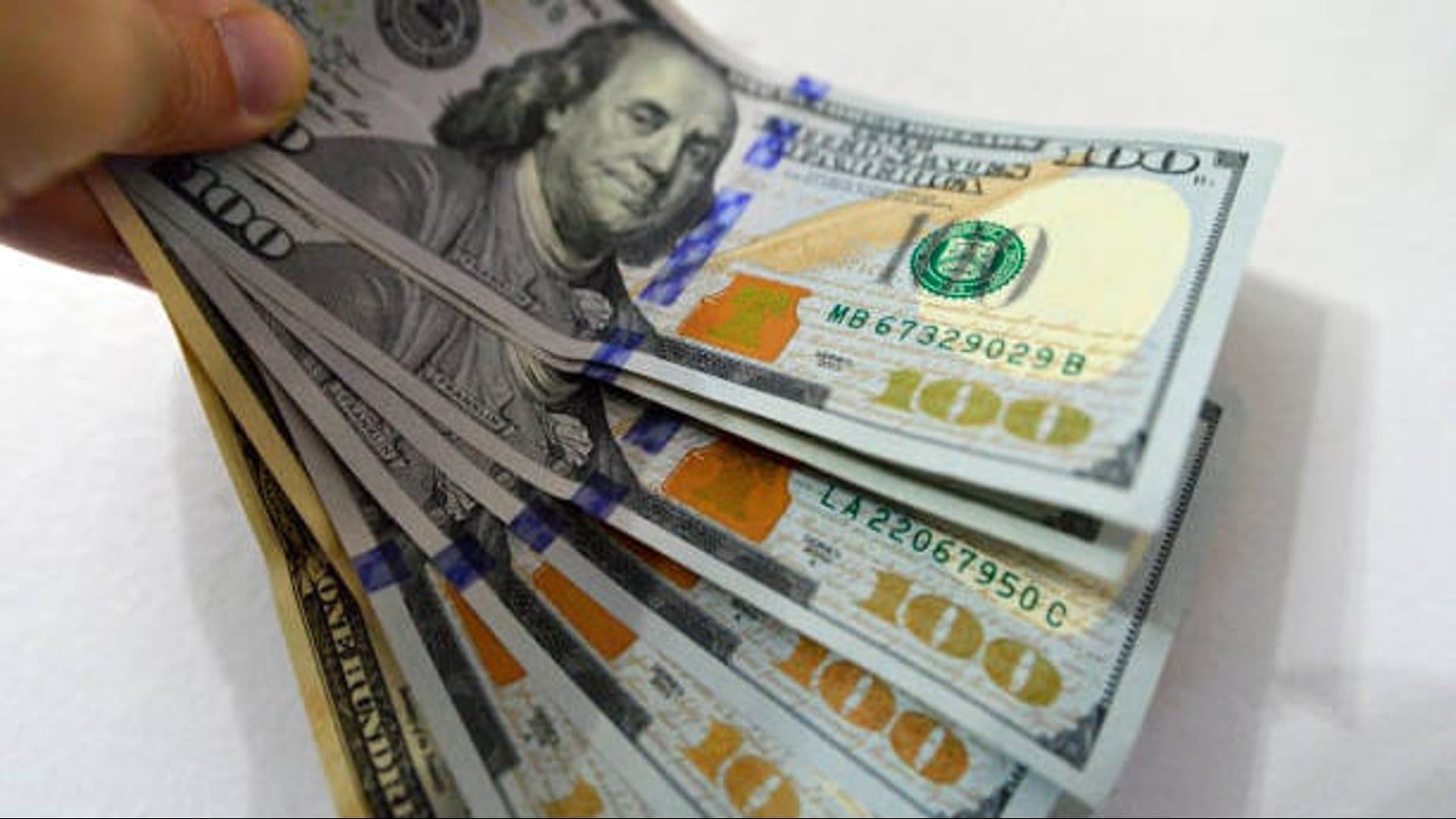 Video: Der US-Dollar erlebt den schlechtesten Jahresstart seit 1973