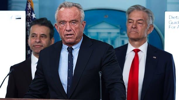 Video: USA veröffentlicht neue Ernährungspyramide: Protein und Vollfett-Milchprodukte im Fokus