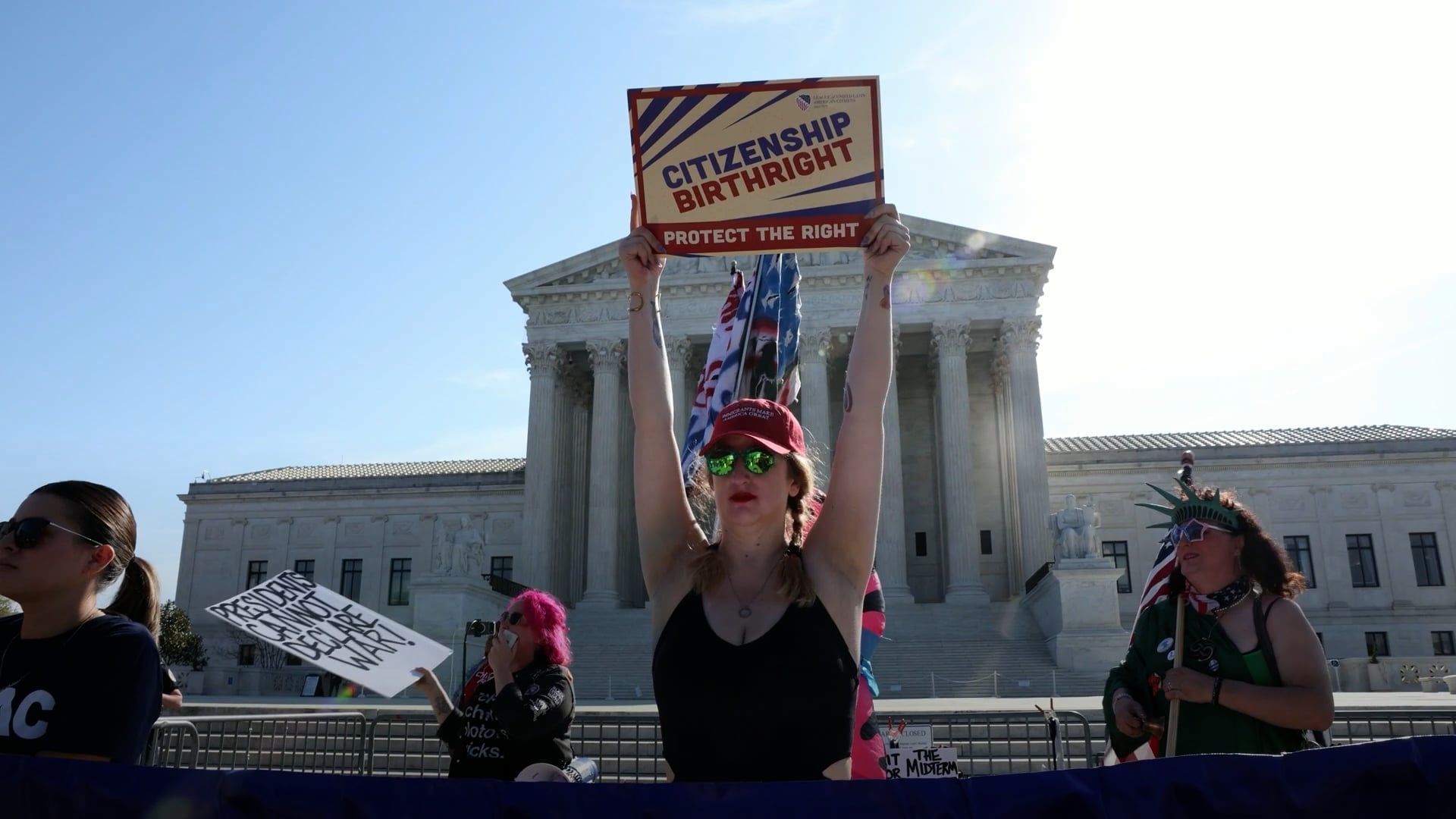 Video: Oberster Gerichtshof Stellt Trumps Anordnung Zur Vergabe Der Geburtsstaatsbürgerschaft In Frage