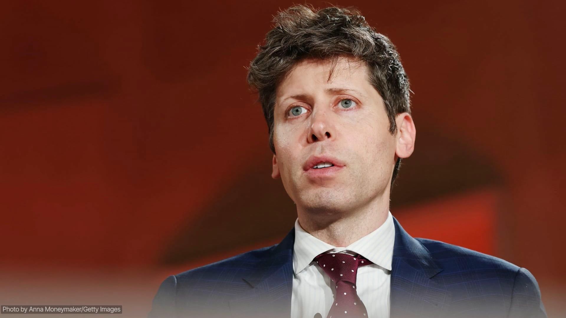 Video: Elon Musk Und Sam Altman Ziehen Im Streit Um KI Vor Gericht