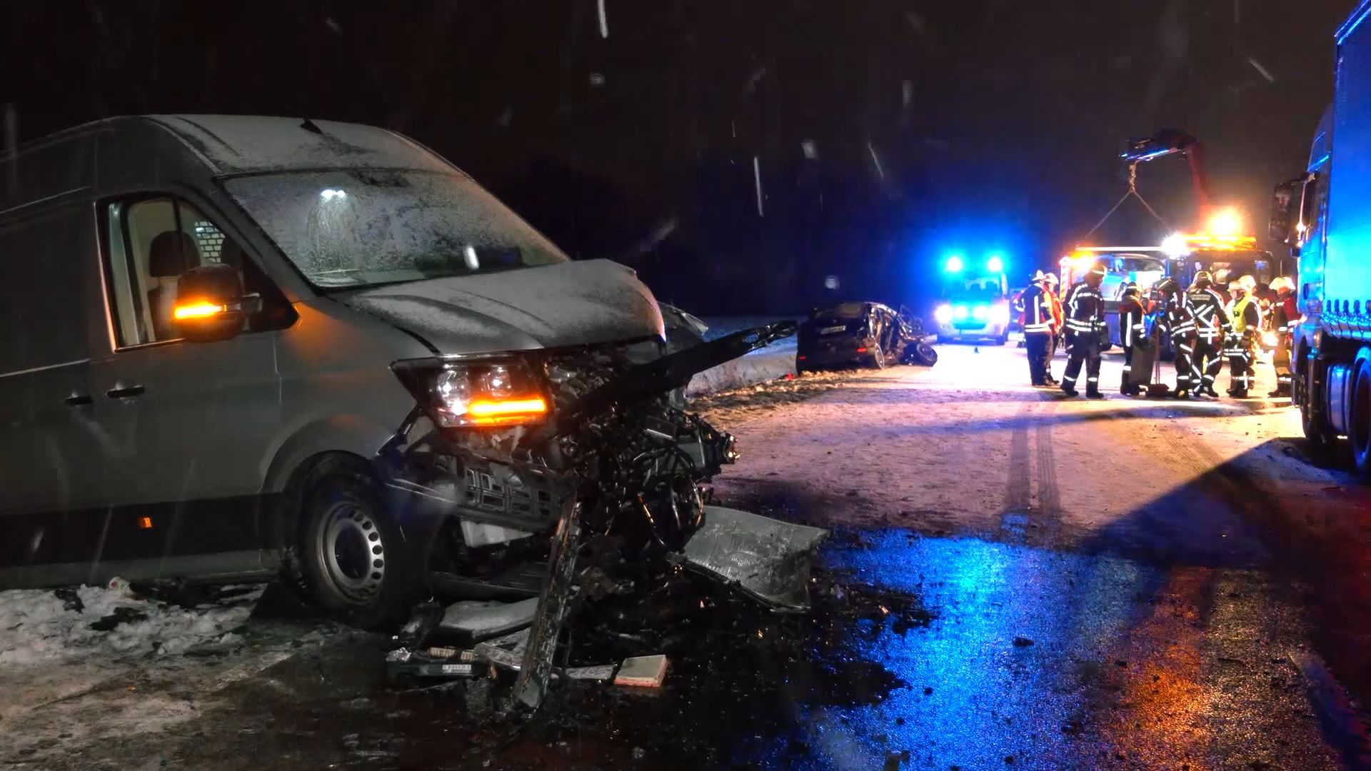 Schneechaos in Deutschland: Glätte sorgt für Unfälle