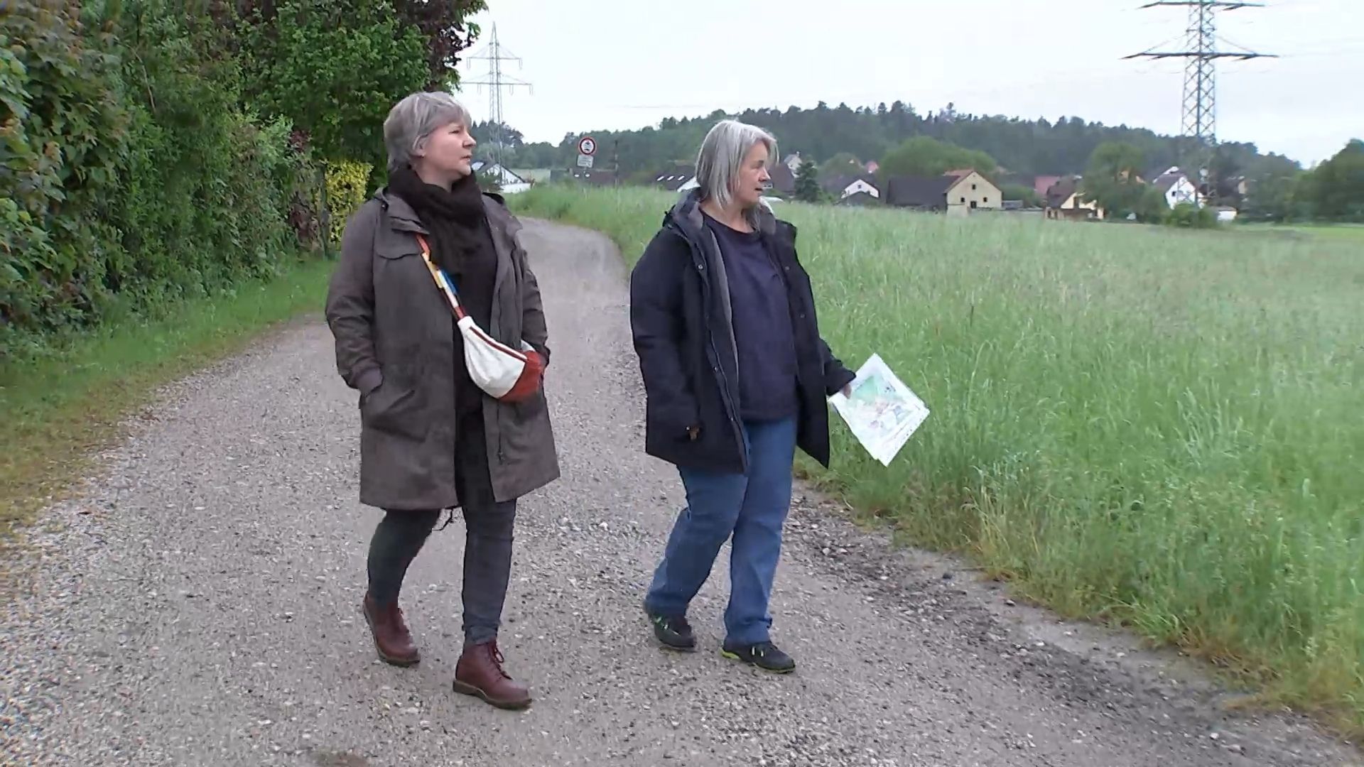 Juraleitung soll jetzt doch oberirdisch verlaufen: Ärger bei Anwohnern