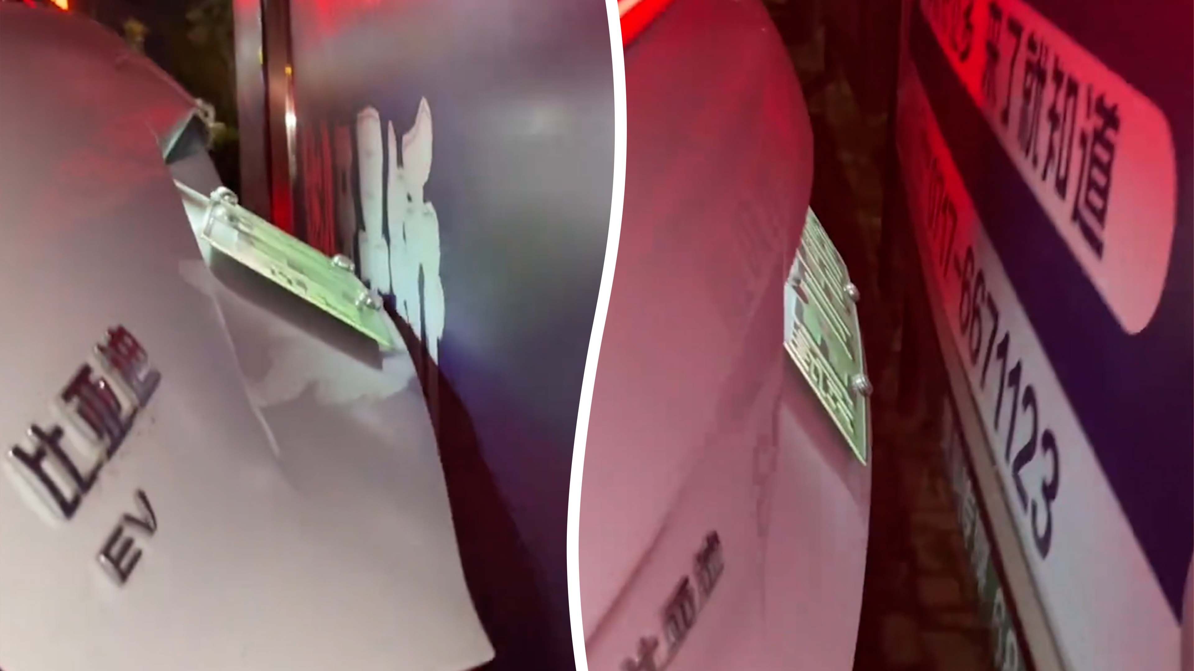 Video: Der Fahrer öffnet auf engstem Raum den Kofferraum und gleitet mit kaum einem Zoll am Schild vorbei