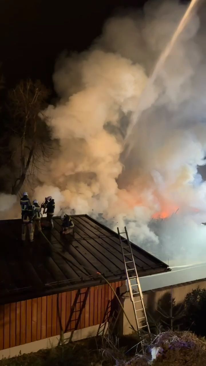 Video: Brandstiftung? Festnahme nach Großbrand in Silz