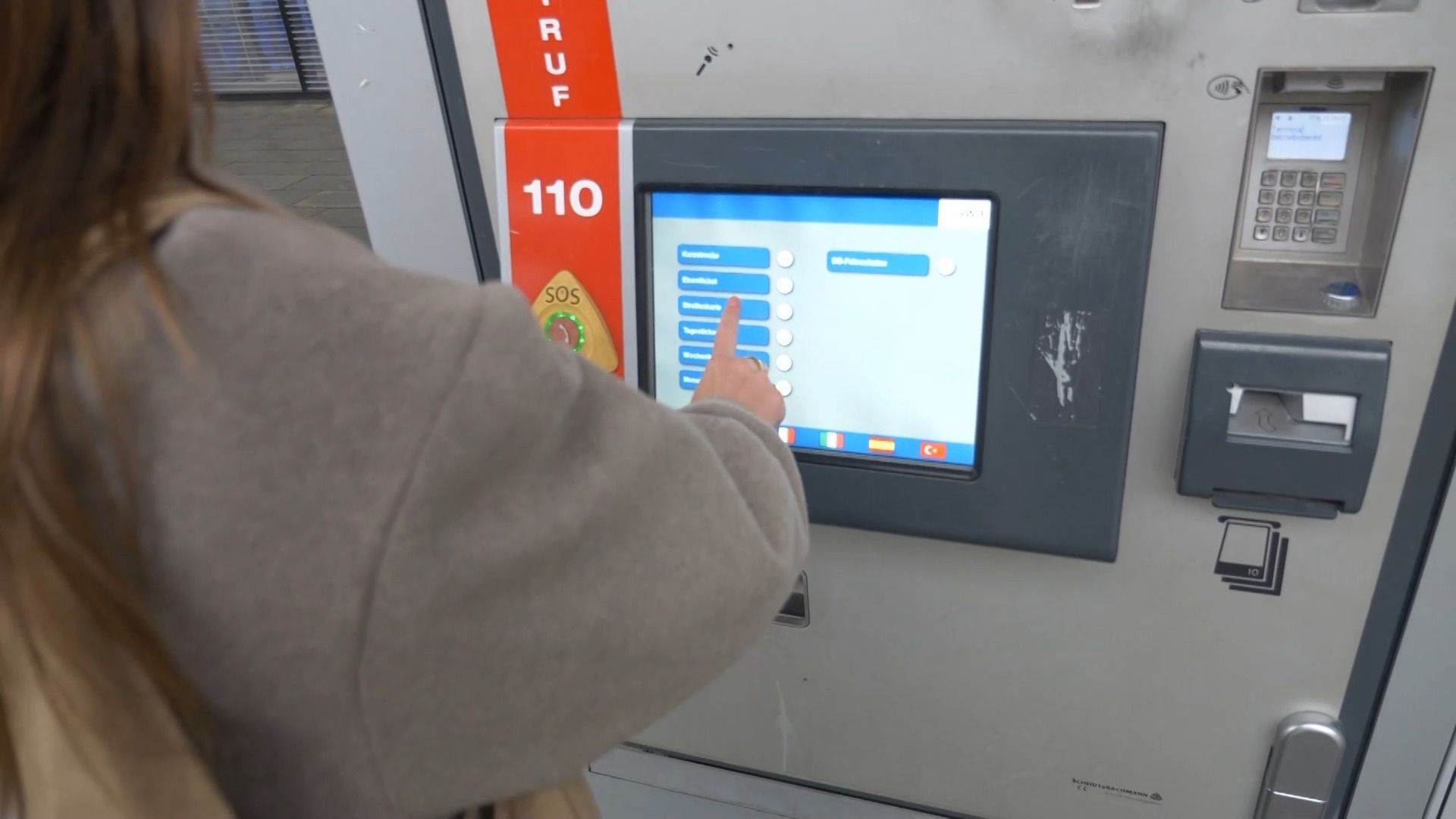 Video: Unmut bei Fahgästen – AVV erhöht Tarife