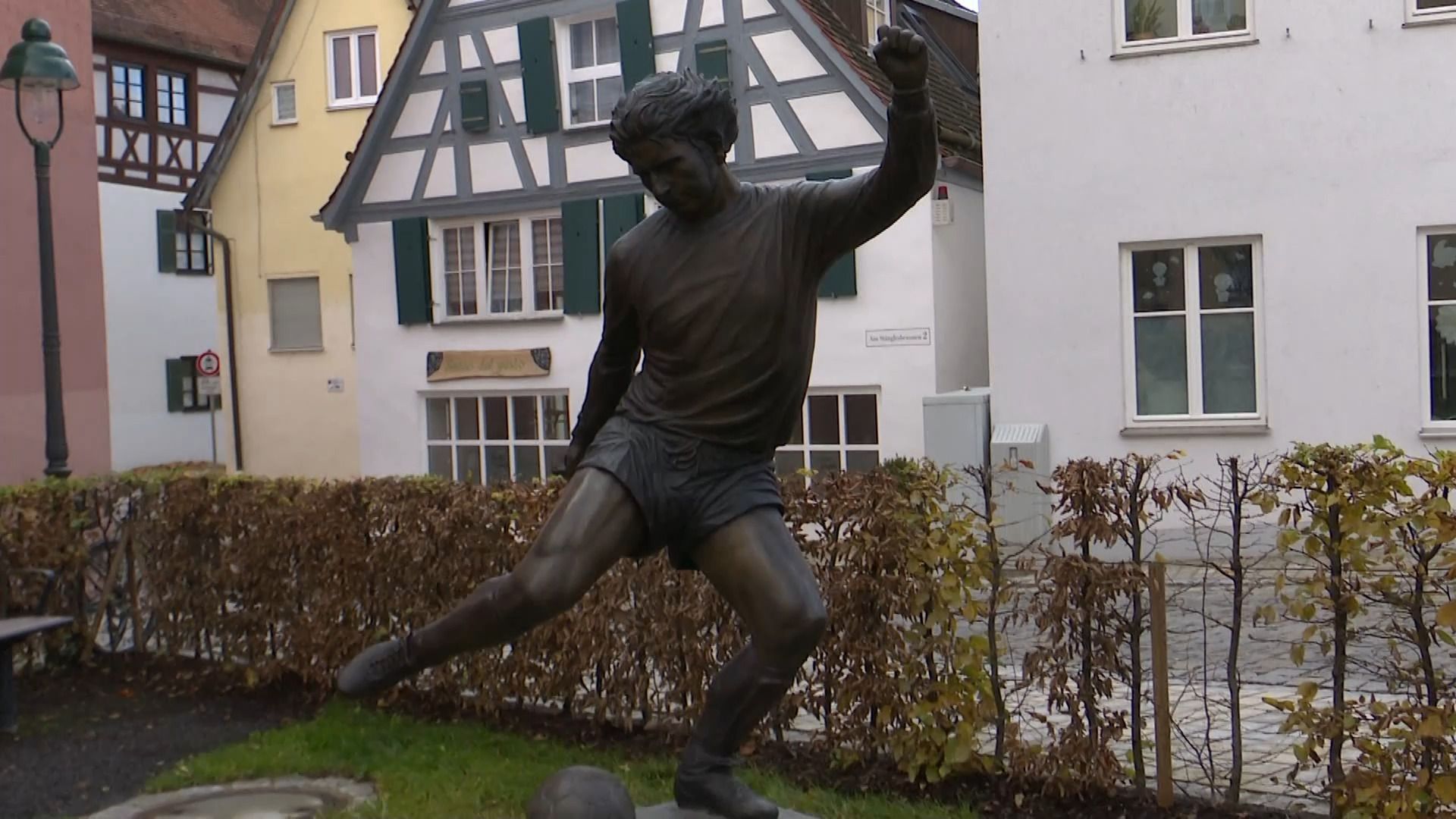 Heimatzeit - Stadtführung in Nördlingen zu Gerd Müllers 80. Geburtstag