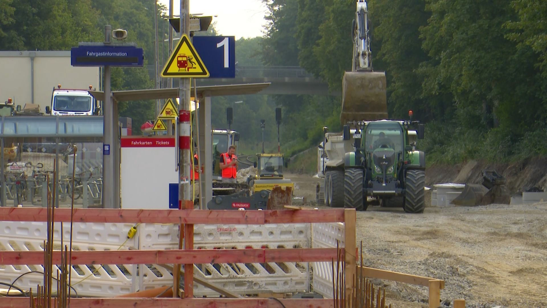 Video: Bauarbeiten am Friedberger Bahnhof verzögern sich
