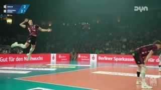 Spiel Highlights zu BERLIN RECYCLING Volleys – Energiequelle Netzhoppers KW