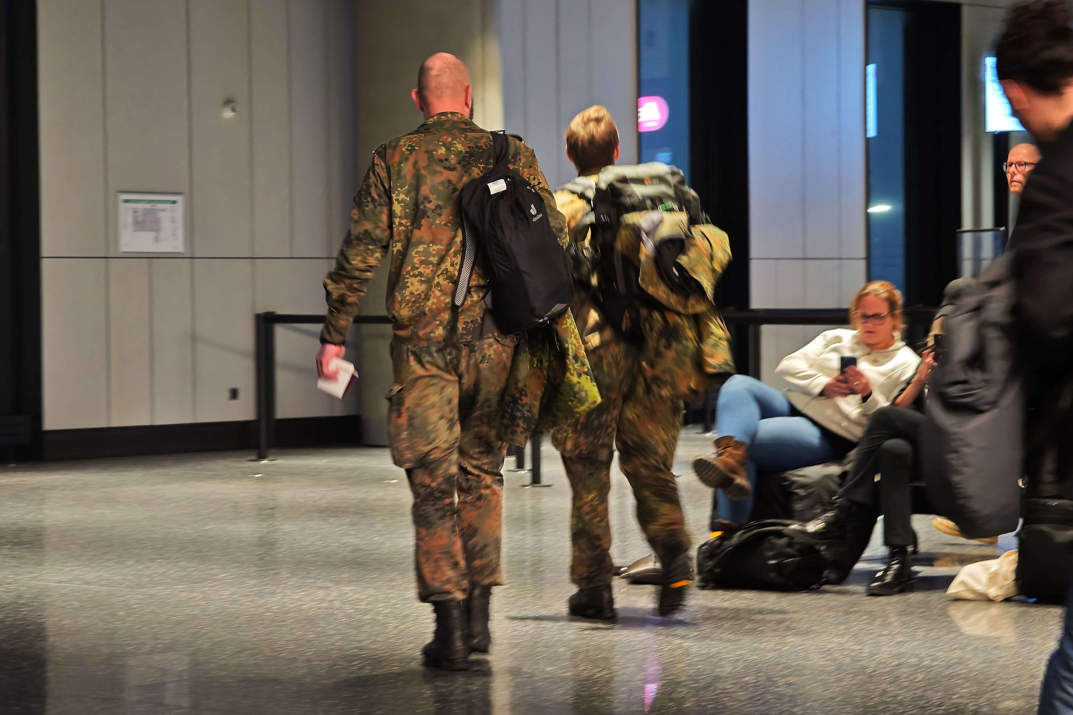 Bundeswehr-Soldaten-verlassen-Gr-nland