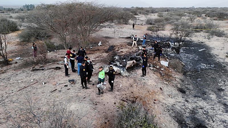 Video: Touristenflugzeug stürzt in Peru über den Nazca-Linien ab - Zwei Deutsche tot