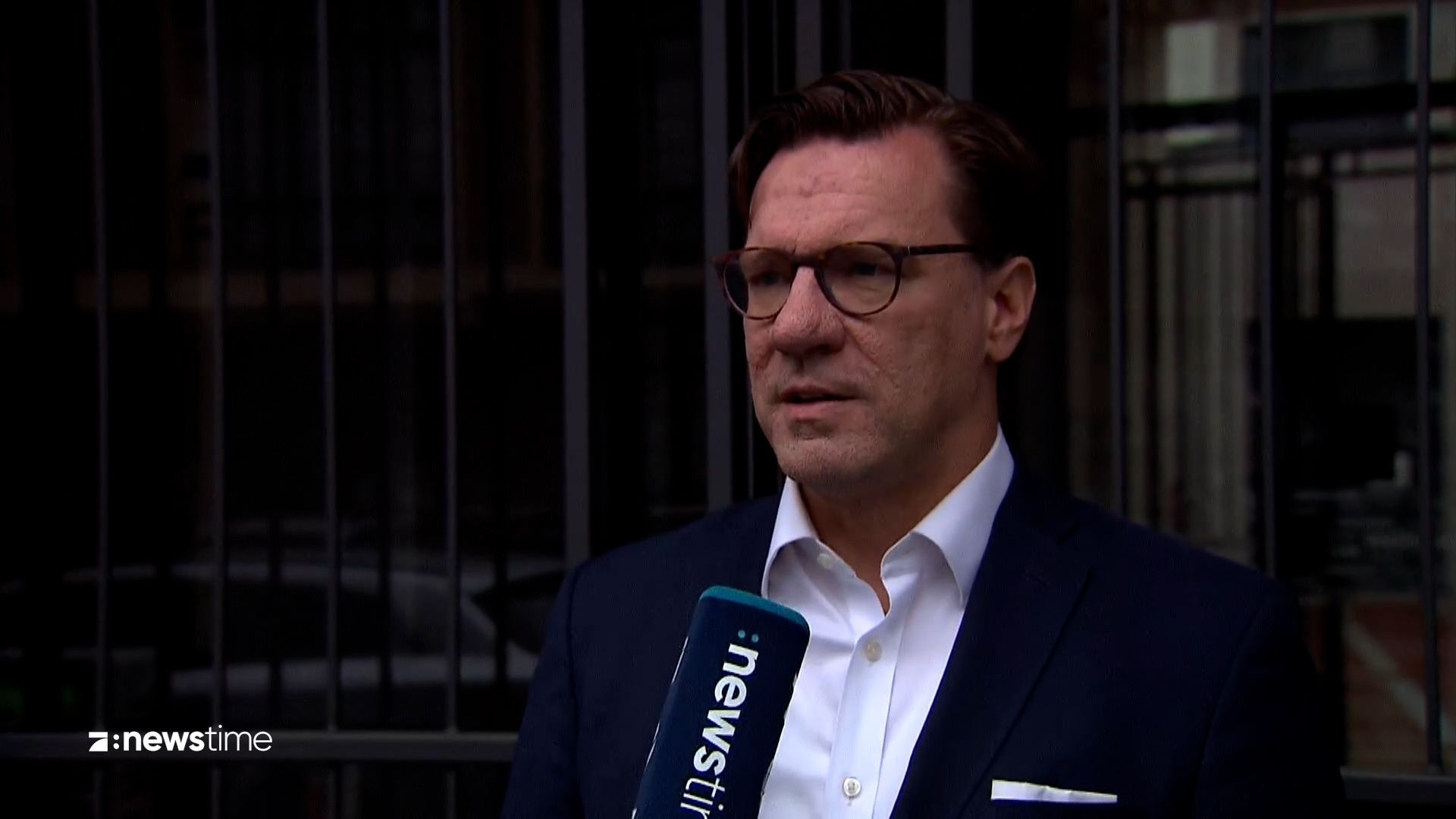 Teilung der Ukraine? Verteidigungs-Experte Nico Lange ordnet NATO-Strategie ein
