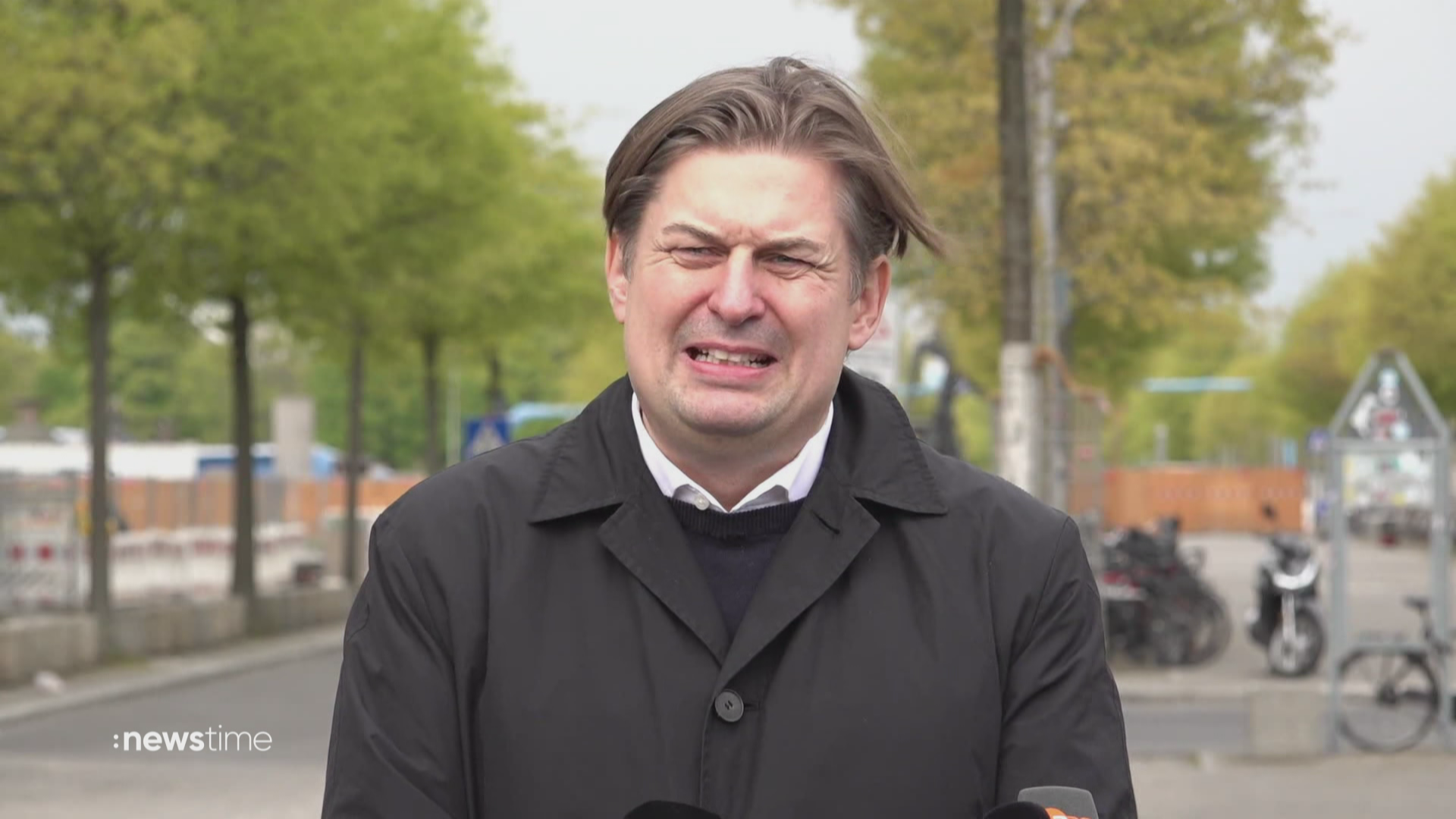 Spionage-Vorwürfe gegen Mitarbeiter: AfD-Mann Krah bleibt EU-Spitzenkandidat