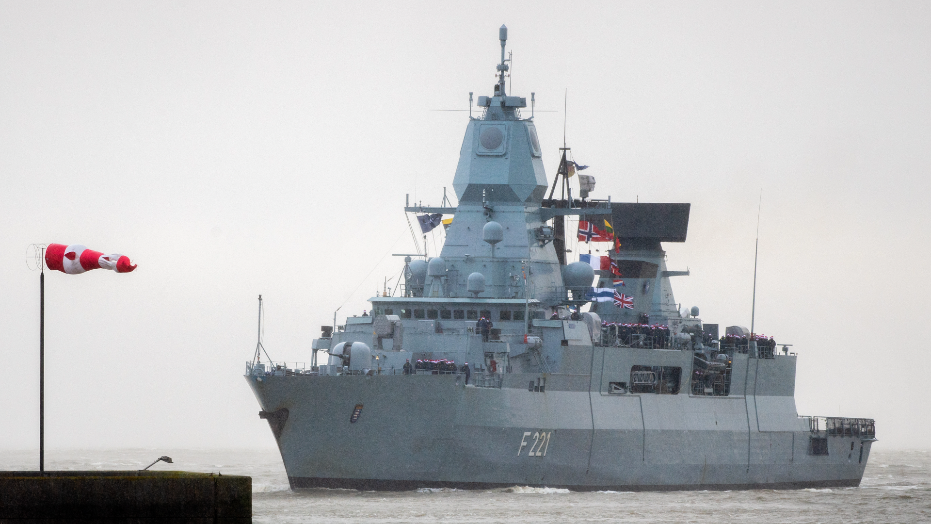 Fregatte "Hessen" unterwegs Richtung Rotes Meer