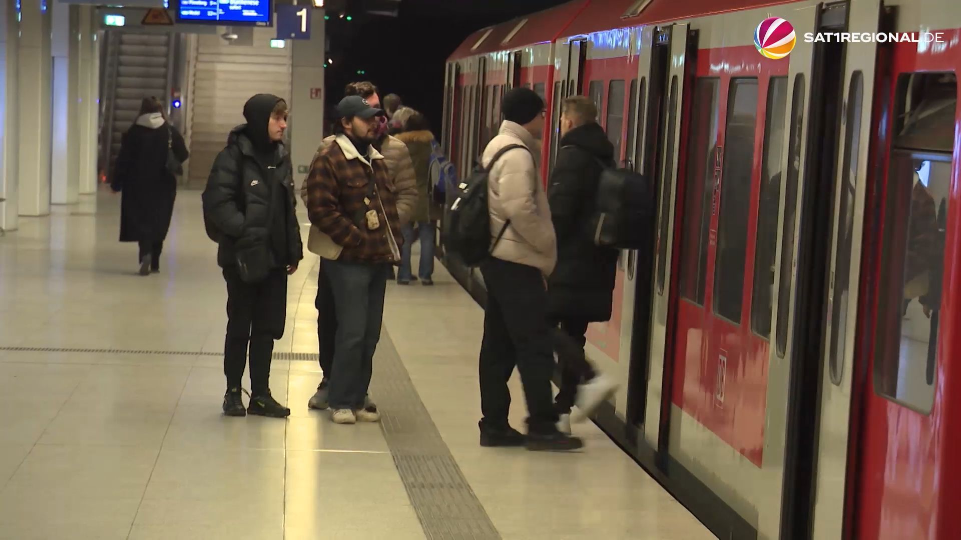 ÖPNV-Streik in Hamburg: Betrieb der Hochbahn sorgt für Verwirrung bei Fahrgästen