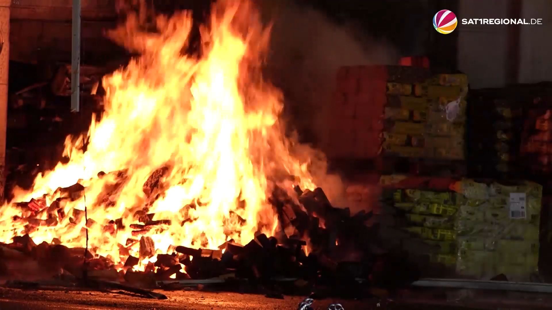 Großbrand in Baumarkt