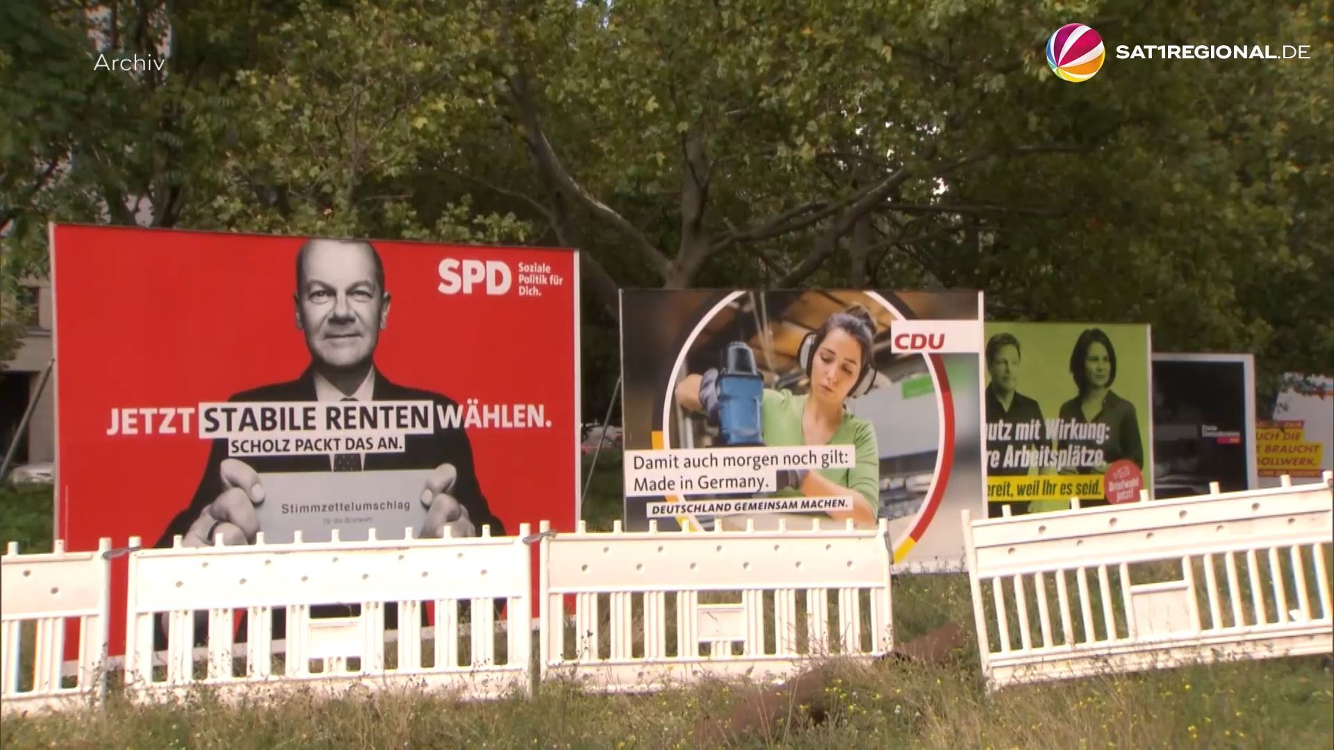 Vorgezogene Bundestagswahl: Kleinere Parteien unter Zeitdruck