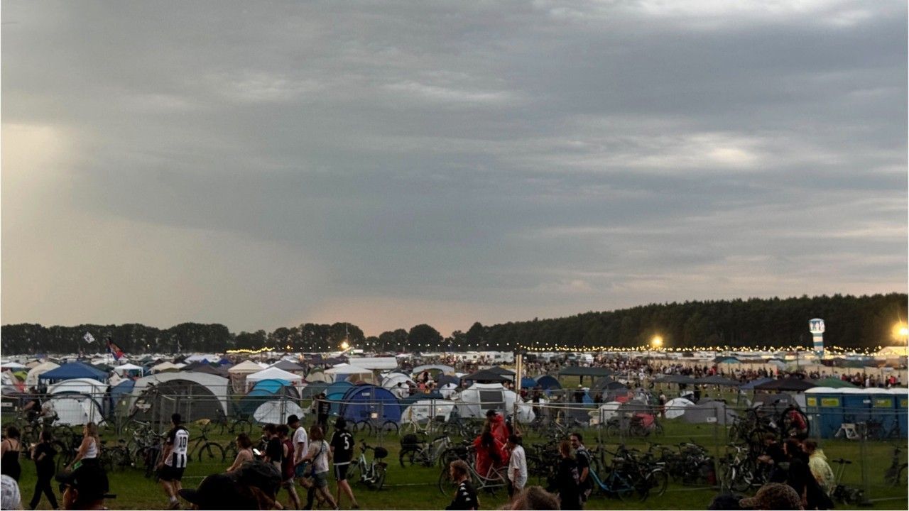 Unwetter: Hurricane-Festival unterbrochen