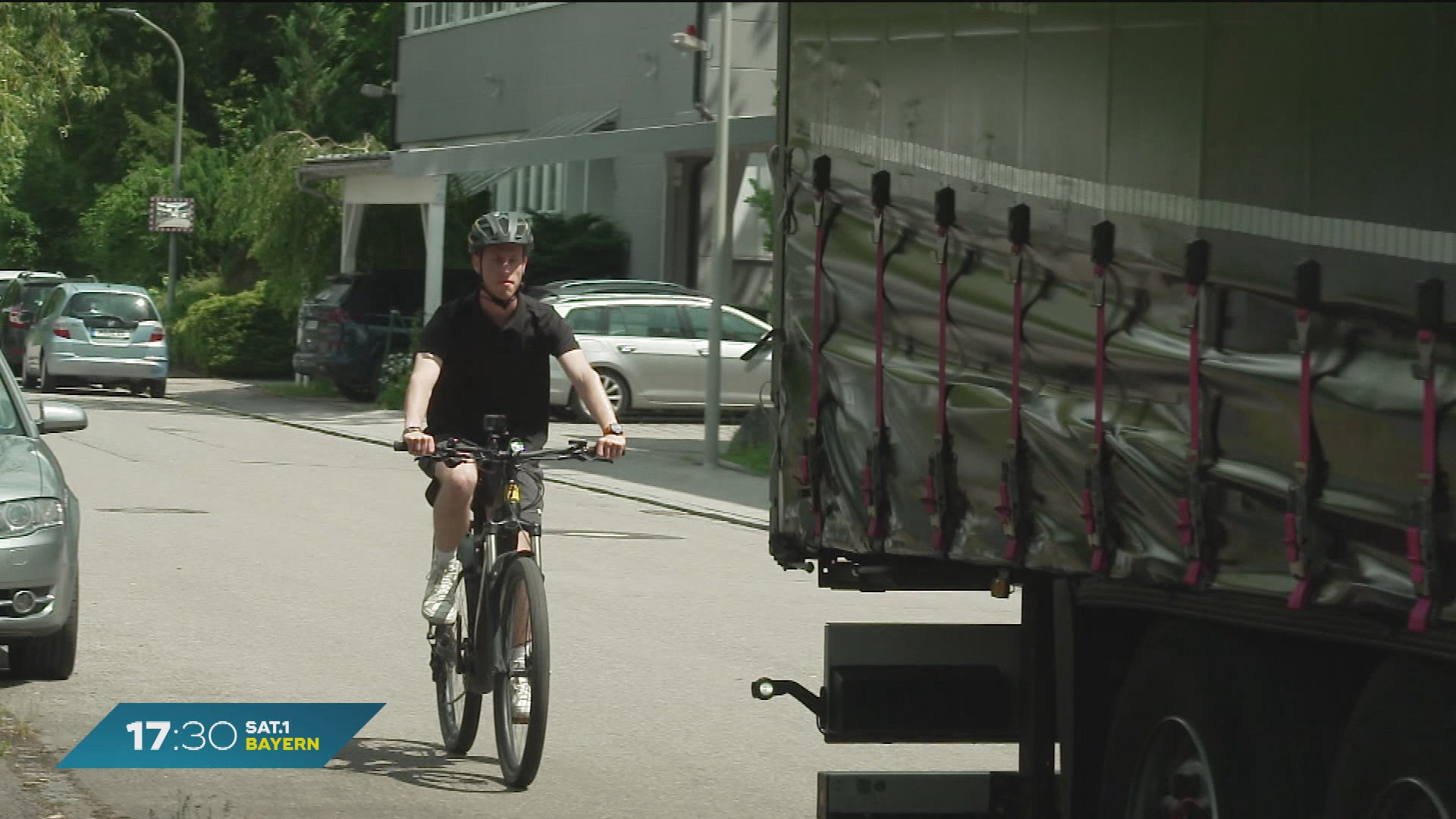 Video: On Tour! Wie gefährlich ist der tote Winkel?