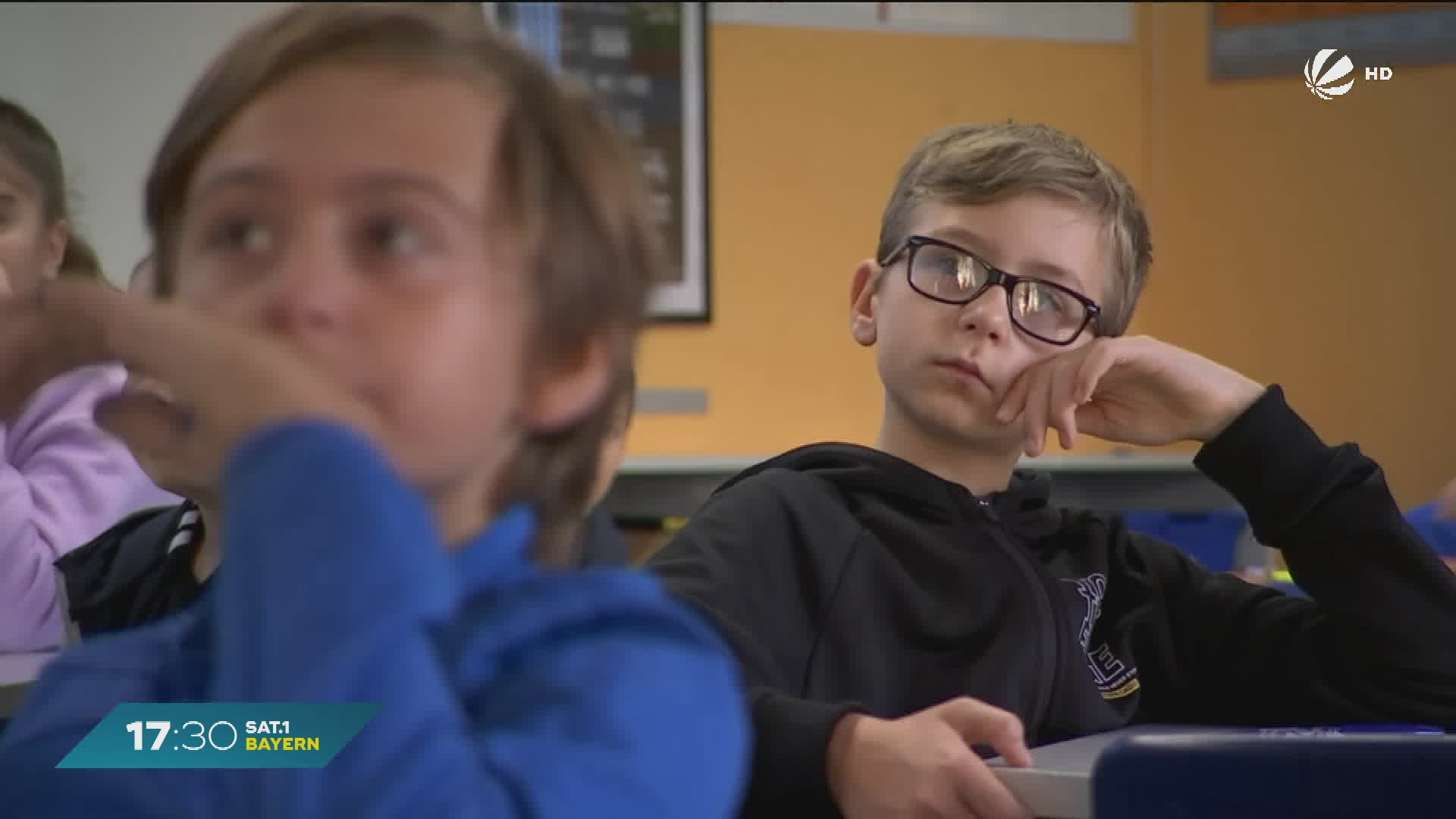 Video: Kinder in Bayern: Mehr Probleme bei Sprache und Bewegung