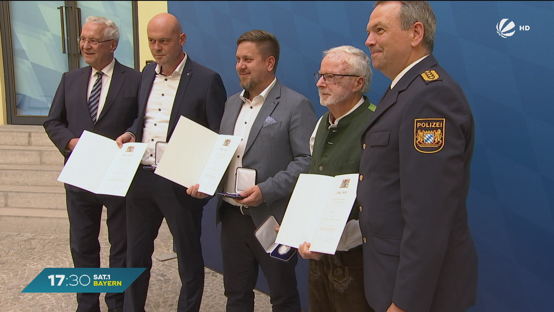 Video: “Courage-Medaillen”: Auszeichnung für Helden des Alltags