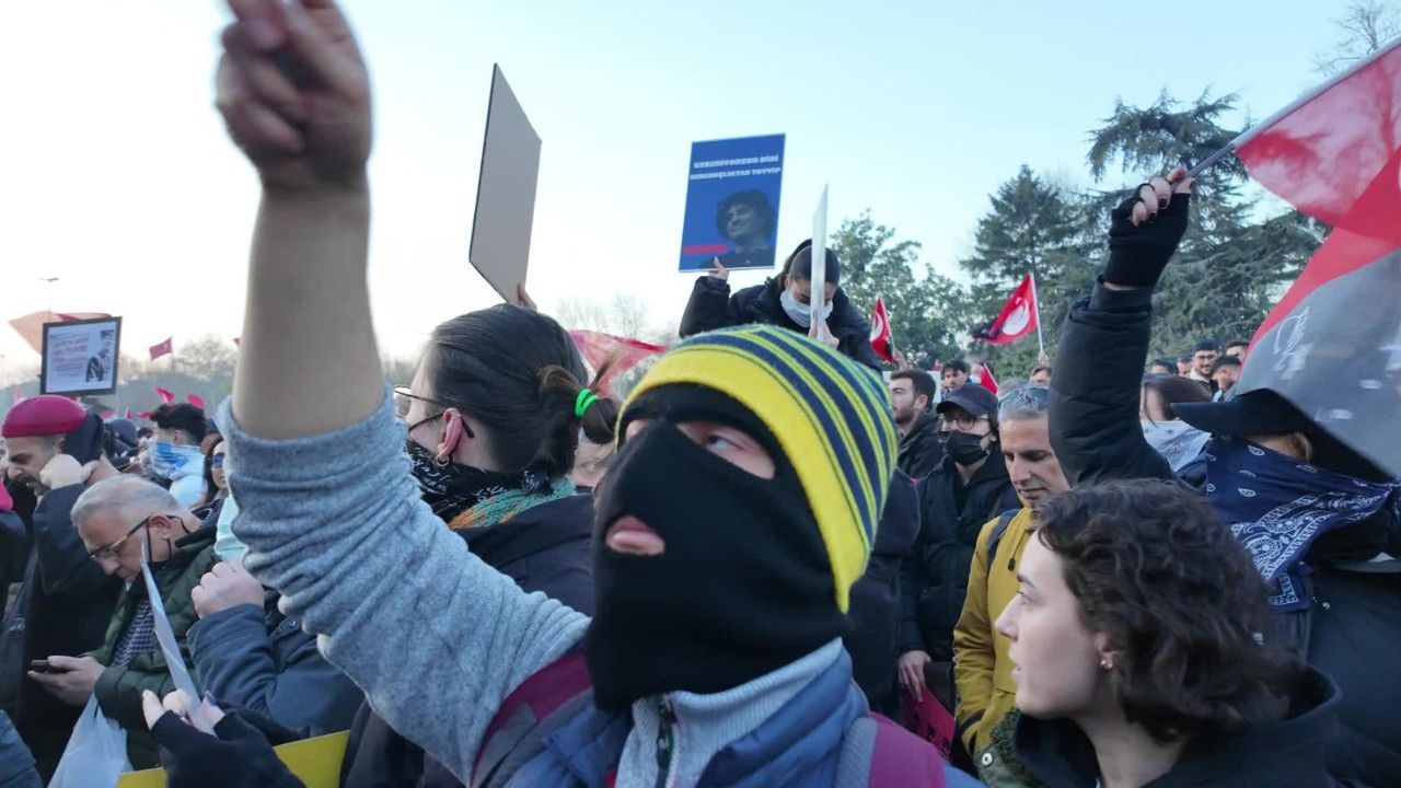 Video: Über 600 Festnahmen bei Türkei-Protesten