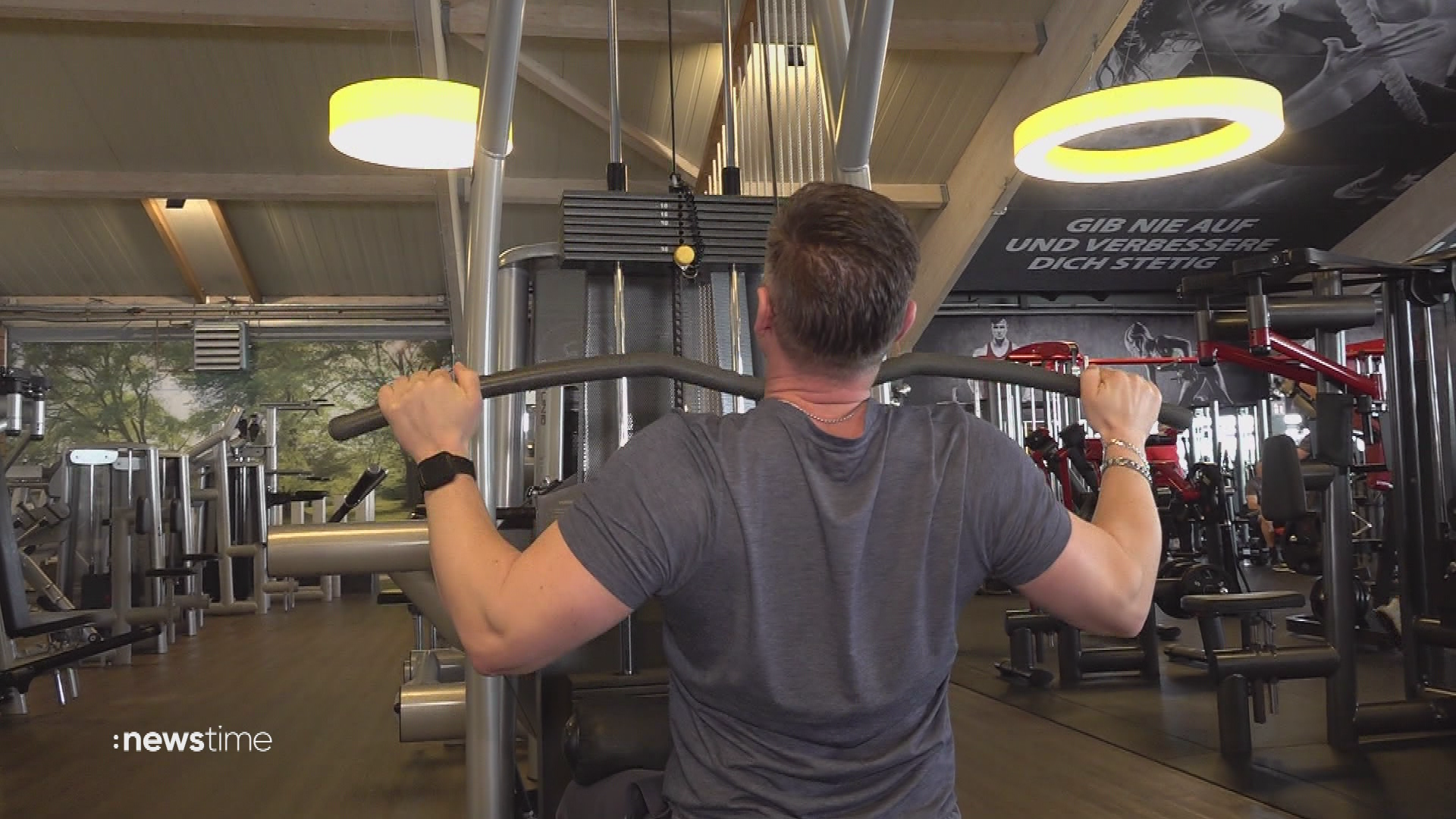 Video: Fitnessstudios boomen in Deutschland