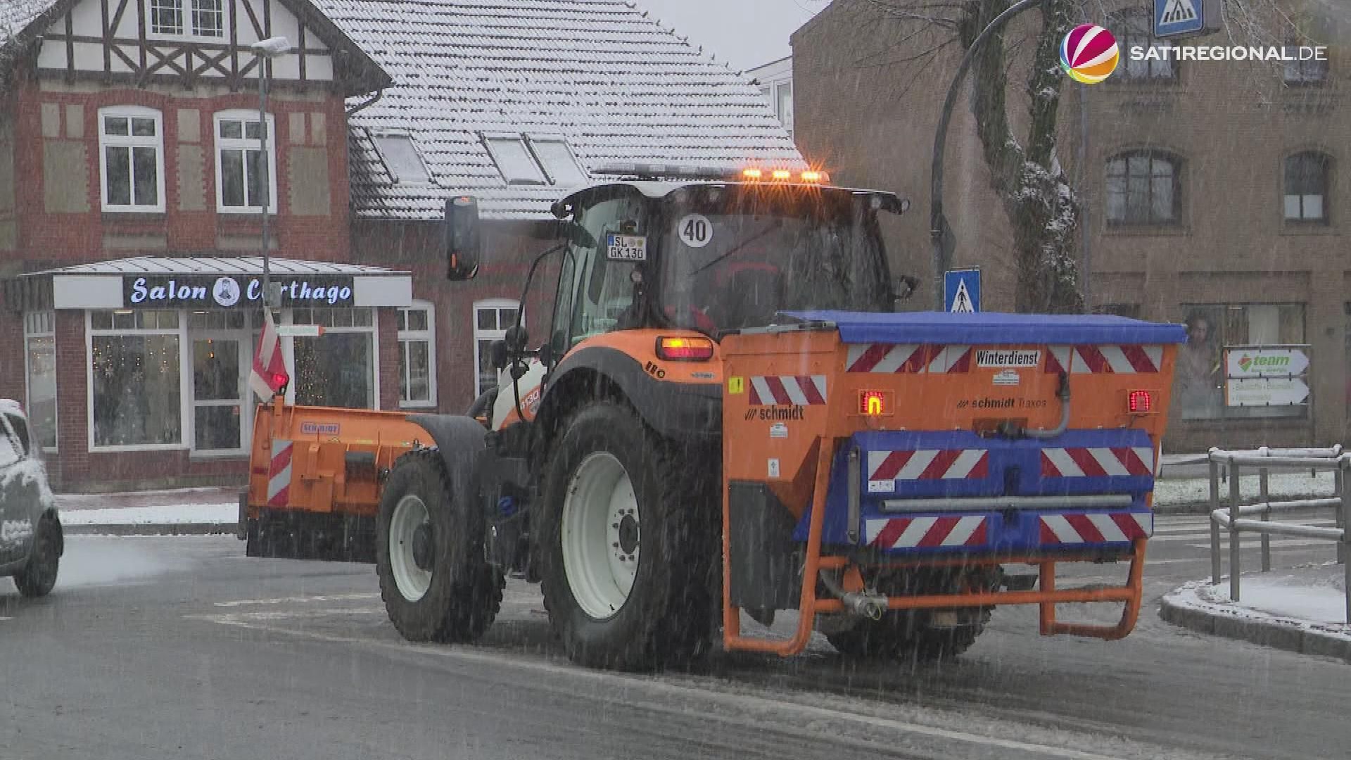 Video: Wintereinbruch: Schnee in mehreren Regionen in Schleswig-Holstein