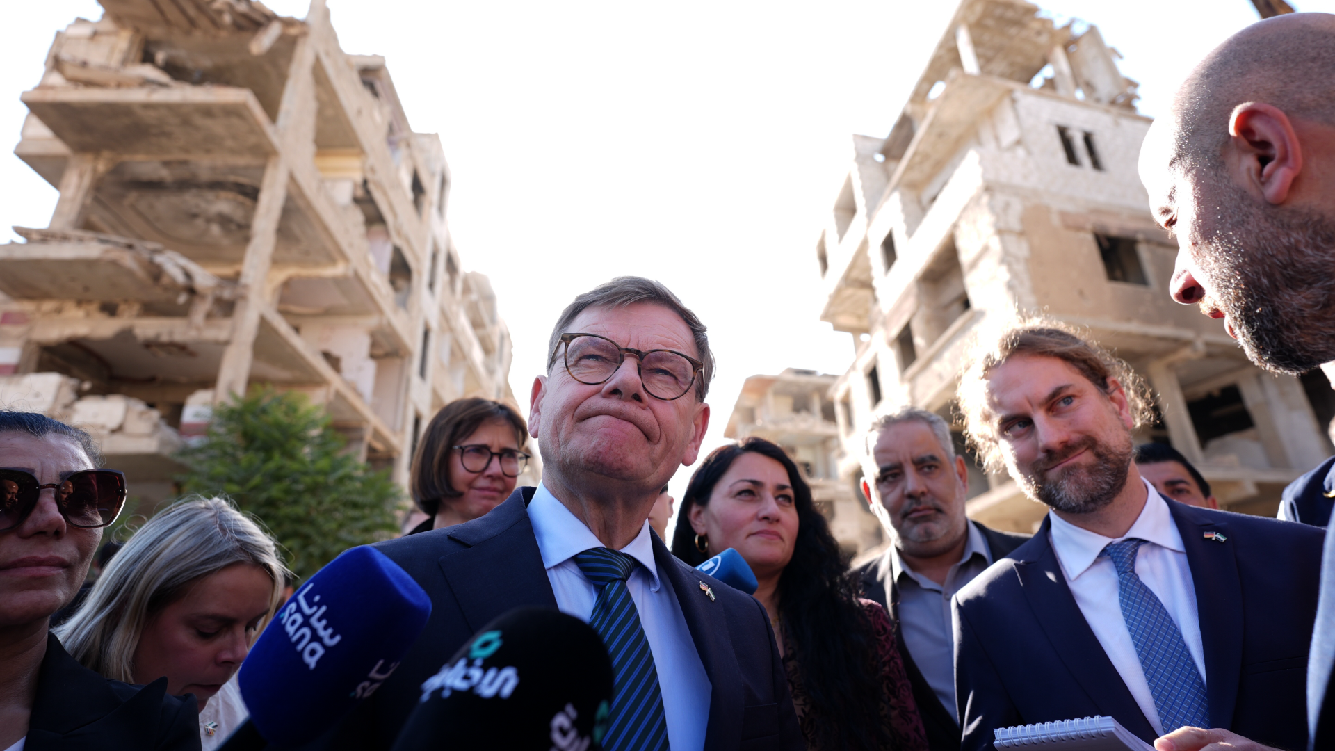 Video: Syrien: Linnemann für viele Abschiebungen